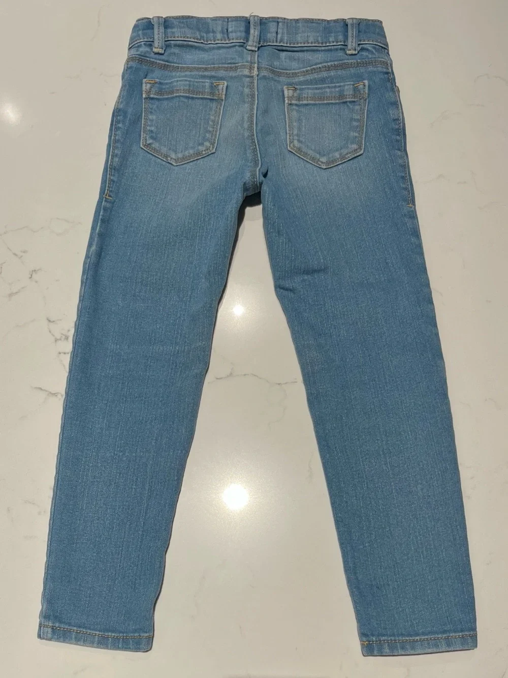 Old Navy • 5T • Girls Light Wash Skinny Jeans
